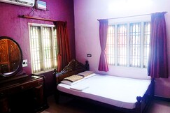 Rishiga's Homestay 10 min drive from rock beach, Pondicherry Rishiga's Homestay 10 min drive from rock beach, Pondicherry