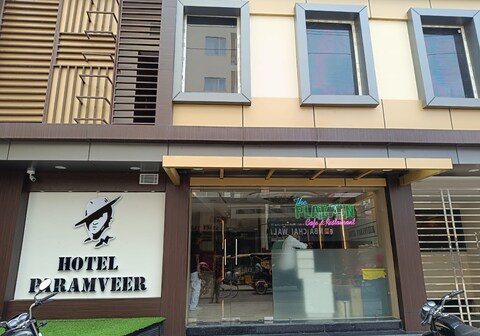 Hotel Paramveer