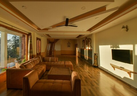 Villa De Montana - 4 BHK Villa at Mashobra by The Blue Kite