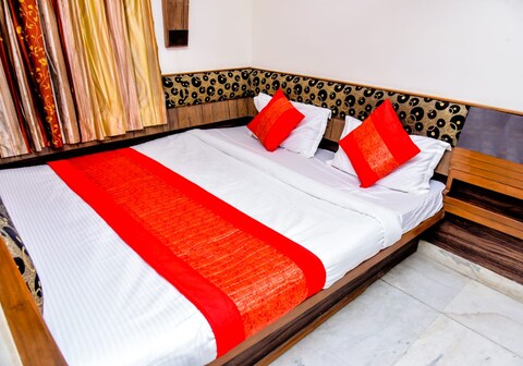 Hotel Cottage Crown Plaza