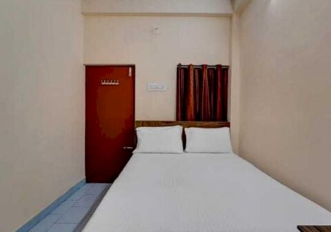 Hotel O Madipakkam Lakeview Chennai Formerly Ganesh Mahal