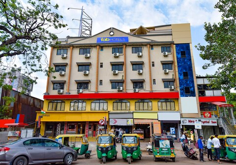 FabHotel Crystal Inn II - Paldi Char Rasta