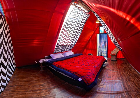 TravelOn Himalaya Glamping Resort