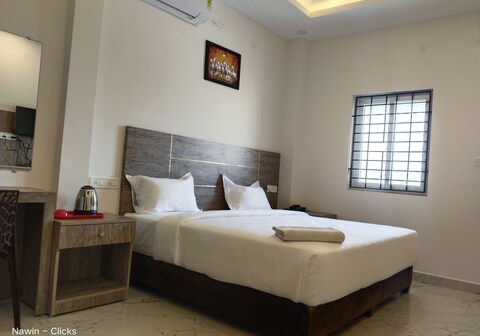 Redstone Service Apartment-Aminjikarai