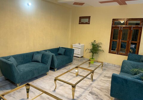 Saraswati Luxurius Home Stay