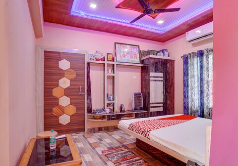 Hotel O Siddhi Vinayak