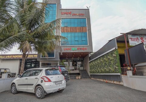 Utkarsh Hotel & Lodging