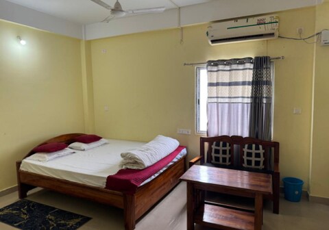 The Mayur Rooms & Restaurant