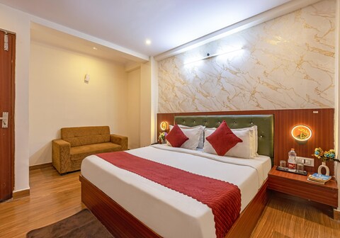 Elite Stay Near Yashobhoomi Dwarka