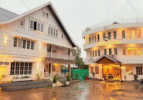 Hotel Hamza near Dal Lake