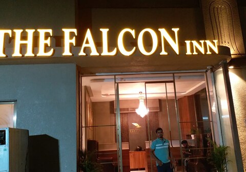 The Falcon Inn - Byculla