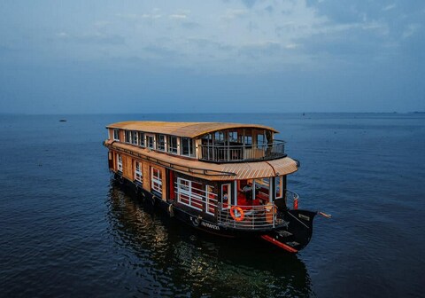 Venice Houseboats Alleppey