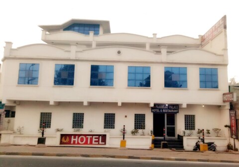 Hotel Parijat Palace
