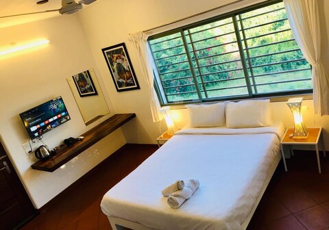 The Canopy Guest House | Rooms & Wi-Fi