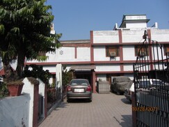 Sharda Hotels, Lakhimpur Sharda Hotels, Lakhimpur