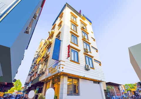 FabHotel Samrat Regency