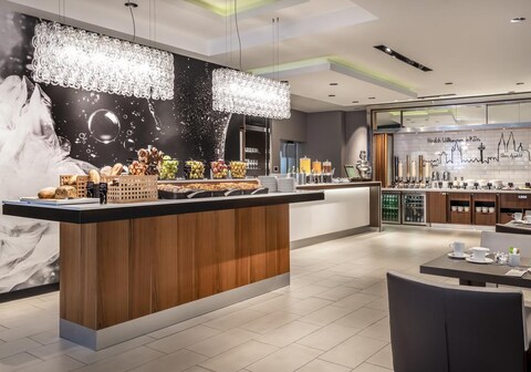 Courtyard by Marriott Cologne