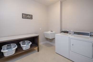 Best Western Plus Cameron's Inn