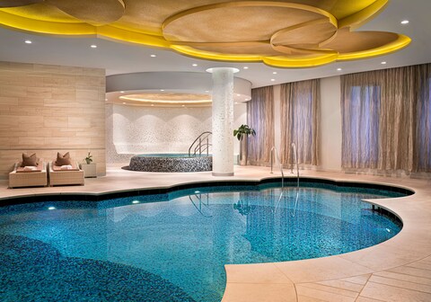 Waldorf Astoria Berlin by Hilton