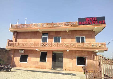 Manya Palace
