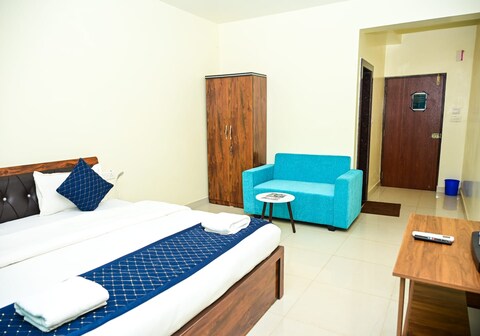 Navratna Guest house