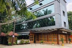 Hotel Whitehouse, Thrissur Hotel Whitehouse, Thrissur