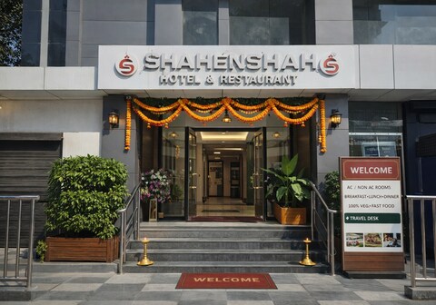 Shahenshah Hotel