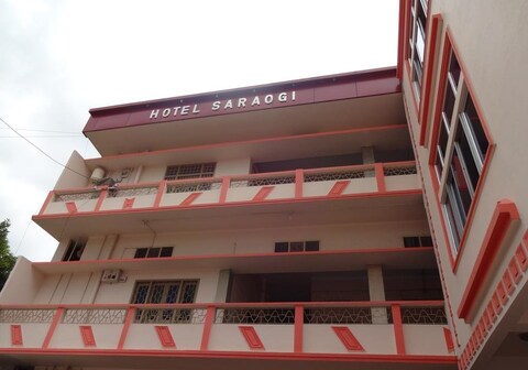 Hotel Saraogi