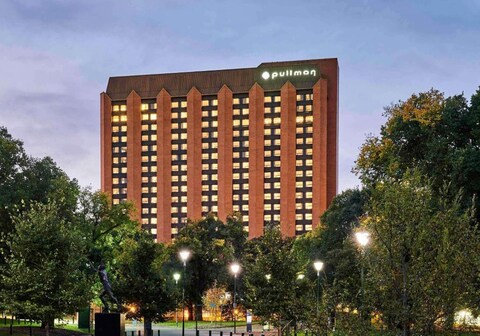Pullman Melbourne On the Park