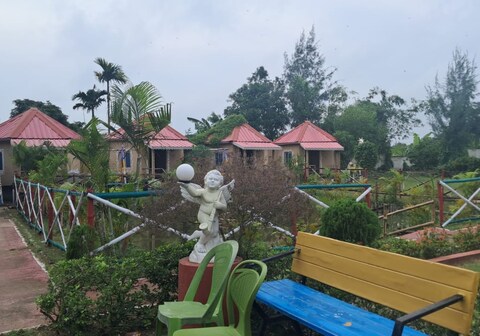 S & S BEACH VALLEY RESORT