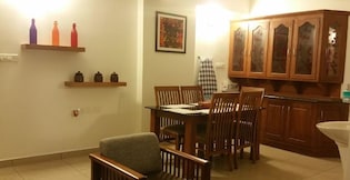 Noor Mahal Suits, Cochin Noor Mahal Suits, Cochin