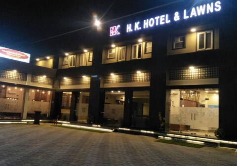 HK Hotel And Lawns