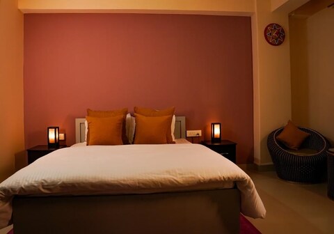 Yellow Sapphire Premium Sikkimese Homestay