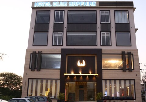 HOTEL BLUE SAPPHIRE