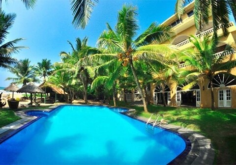 Royal Beach Resort Bentota