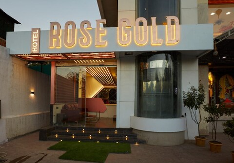 Hotel Rose Gold