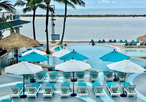 Combo Beach Hotel Samui