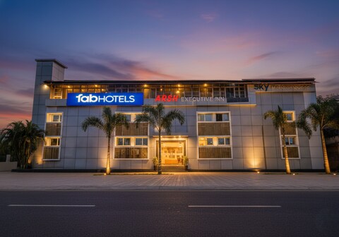 FabHotel Arsh Executive Inn