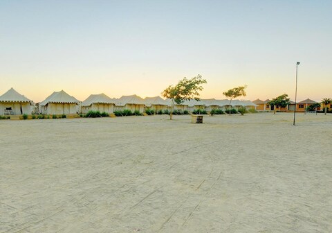 Moonlight Oasis Camp ,Sam Sand Dunes
