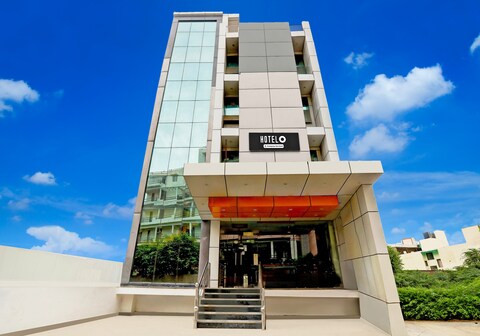 Super Hotel O Taj Nagri Near Taj Mahal East Gate formerly Riviera