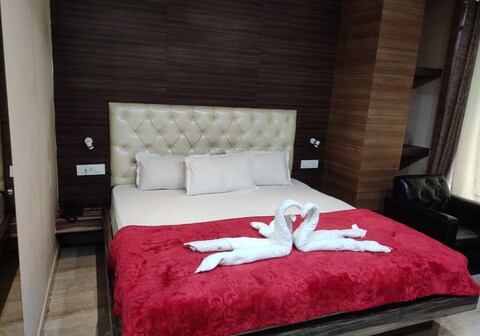 Rana's House | Rooms & Kitchen