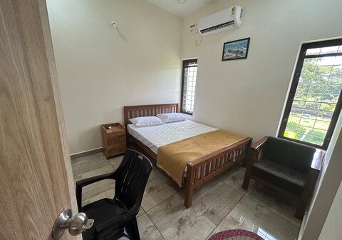 Waterfront family home stay