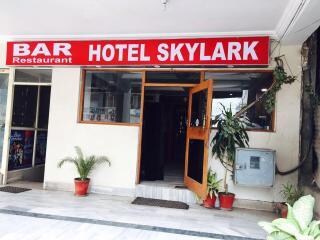 hotel skylark