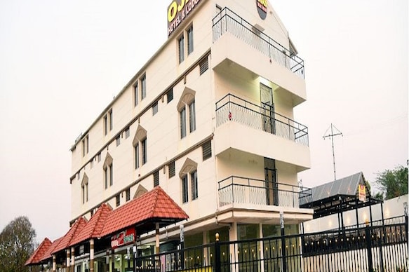 Hotel Ojas by Ideal Yathri Nivas