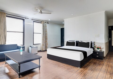 Townhouse Sector 38 Gurgaon Near Medanta