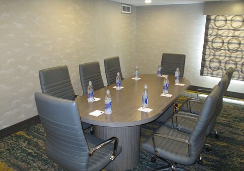 Best Western Plus Bloomington East Hotel