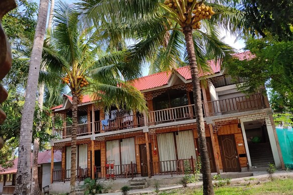SUNDAZE BEACH RESORT