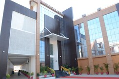 Kyan Hotel, Sultanpur Kyan Hotel, Sultanpur