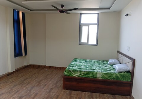 Hotel shiva