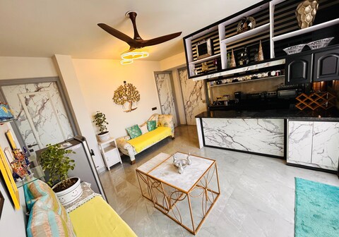 Infinity Patio sector 43